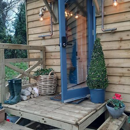 Cosy Double Shepherds Hut In Beautiful Wicklow With Underfloor Heating Throughout Rathnew ภายนอก รูปภาพ