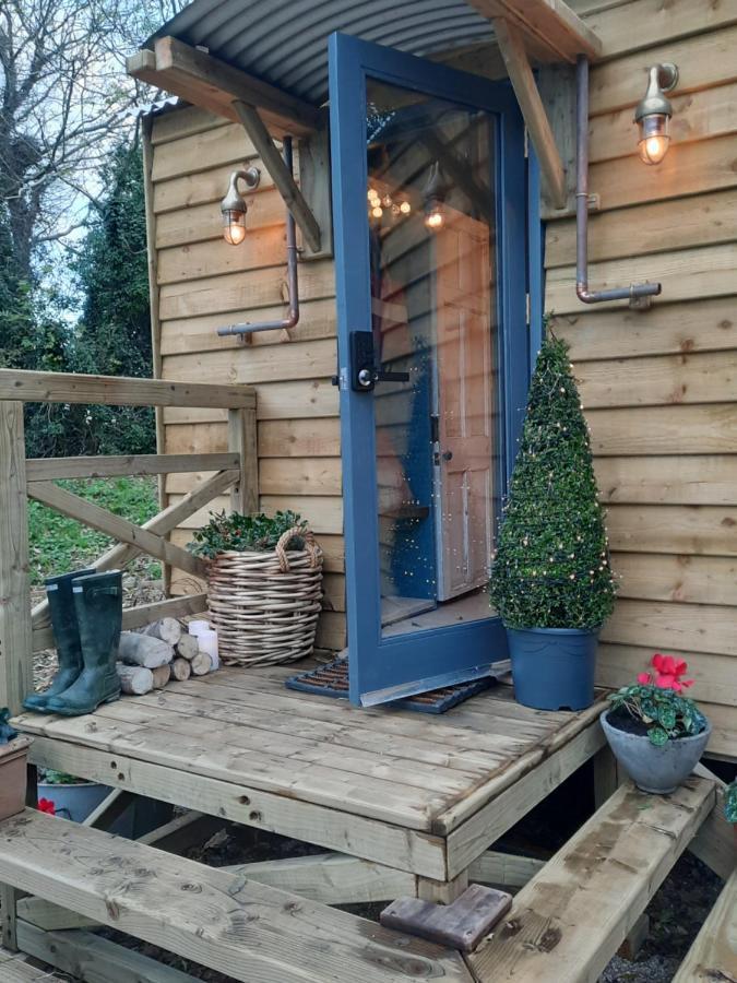 Cosy Double Shepherds Hut In Beautiful Wicklow With Underfloor Heating Throughout Rathnew ภายนอก รูปภาพ