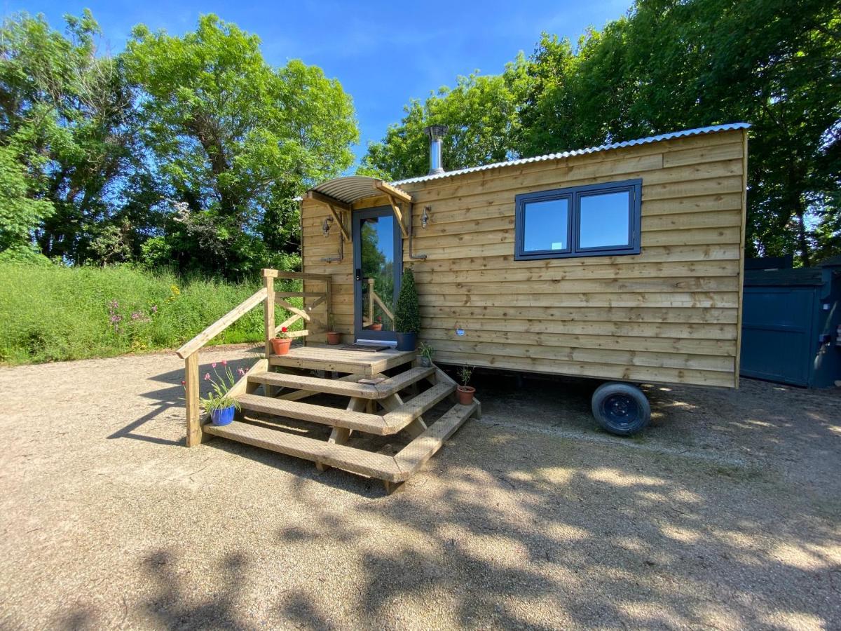 Cosy Double Shepherds Hut In Beautiful Wicklow With Underfloor Heating Throughout Rathnew ภายนอก รูปภาพ